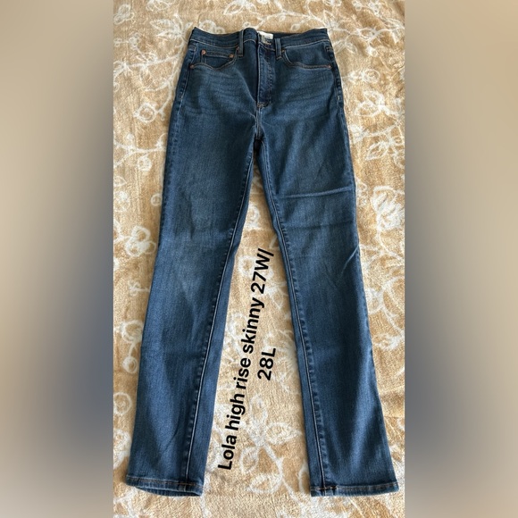 DENIM FORUM | Aritzia Lola High Rise Skinny | 27W 28L - Picture 3 of 3